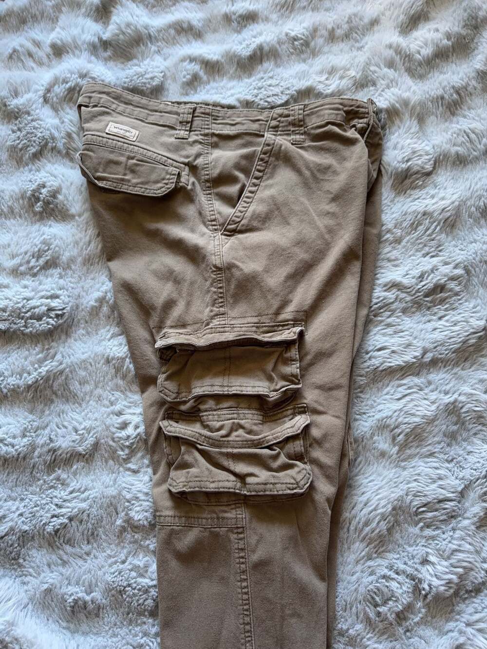 Wrangler Y2K Regular Taper Cargo Pants in Khaki Brown - Picture 6 of 7